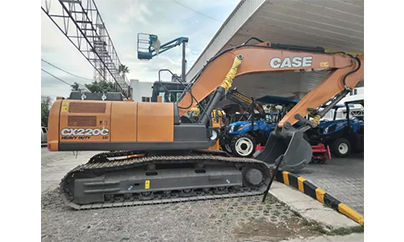 Excavadora Case Cx220c